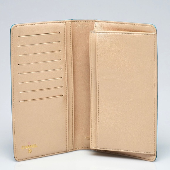 Chanel - Picture 4 of 6